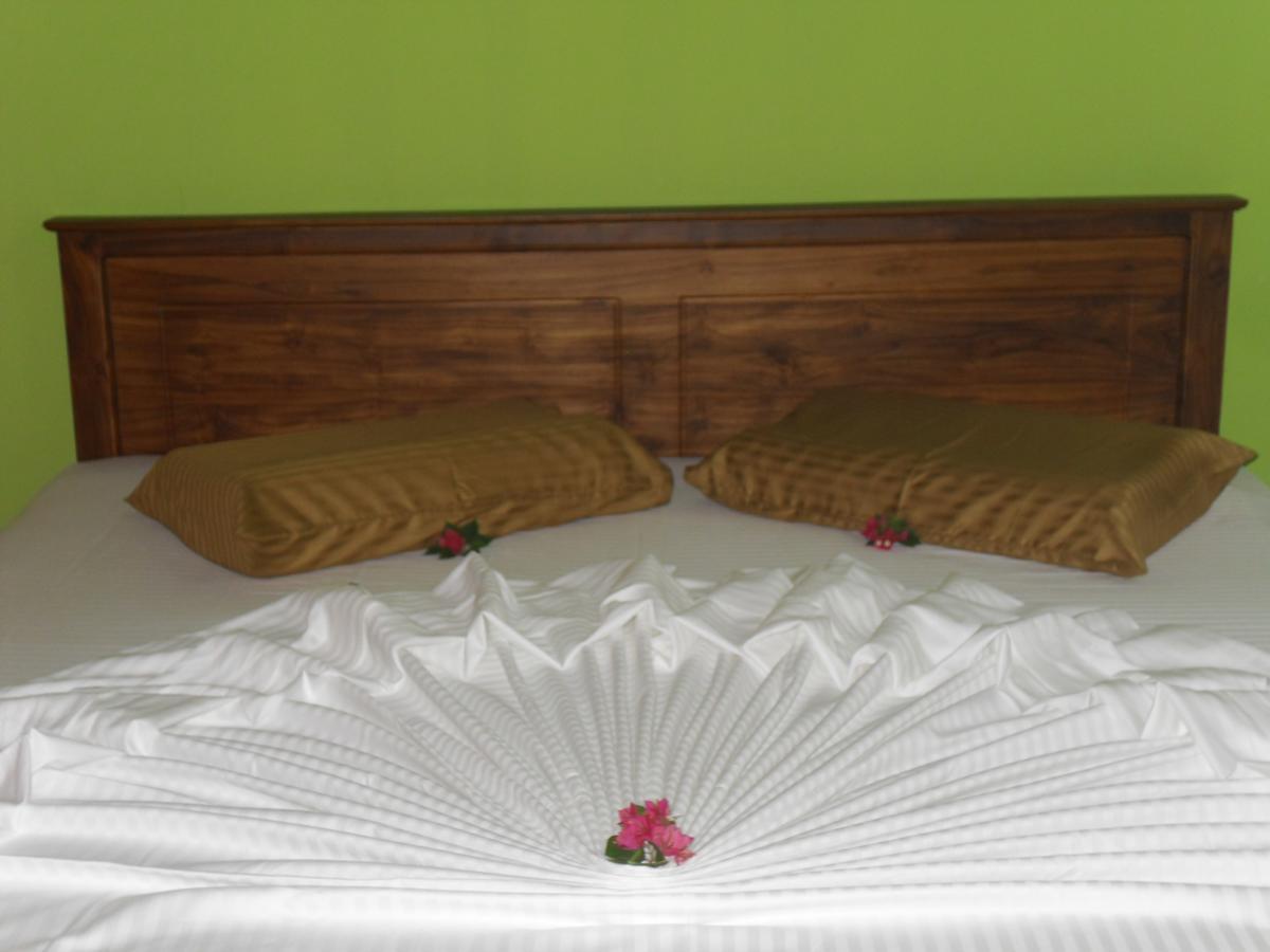 Bee Nest Bed & Breakfast 니곰보 외부 사진