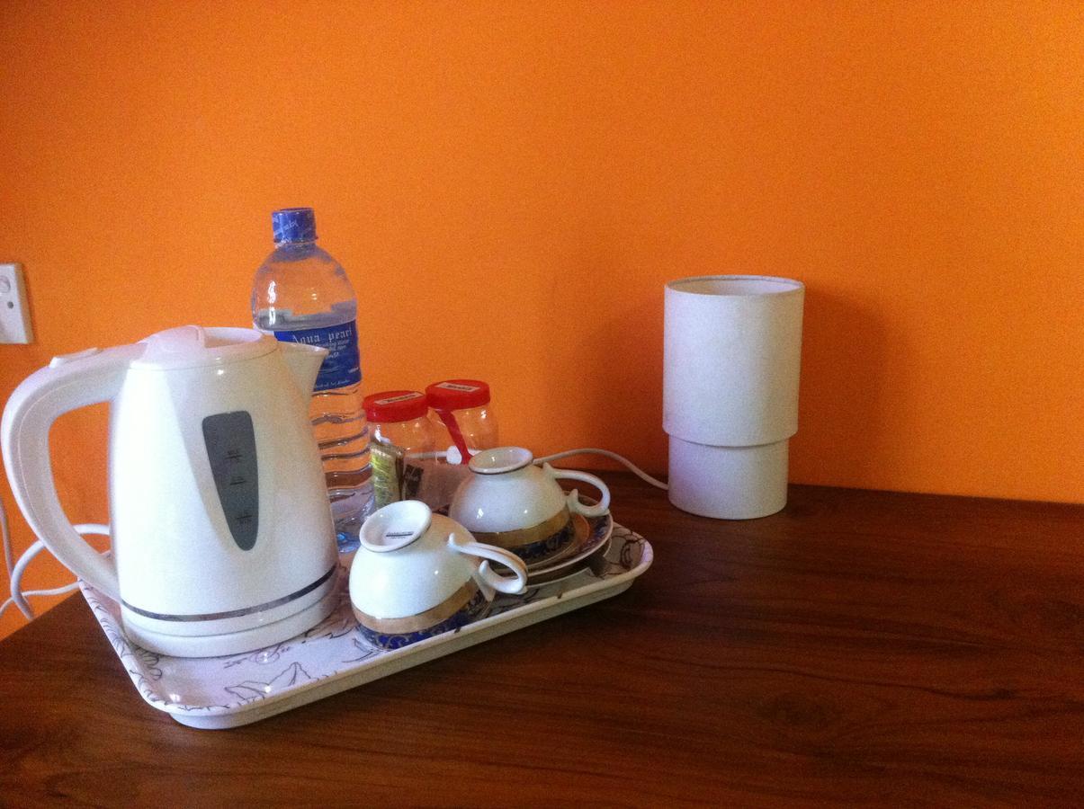 Bee Nest Bed & Breakfast 니곰보 외부 사진