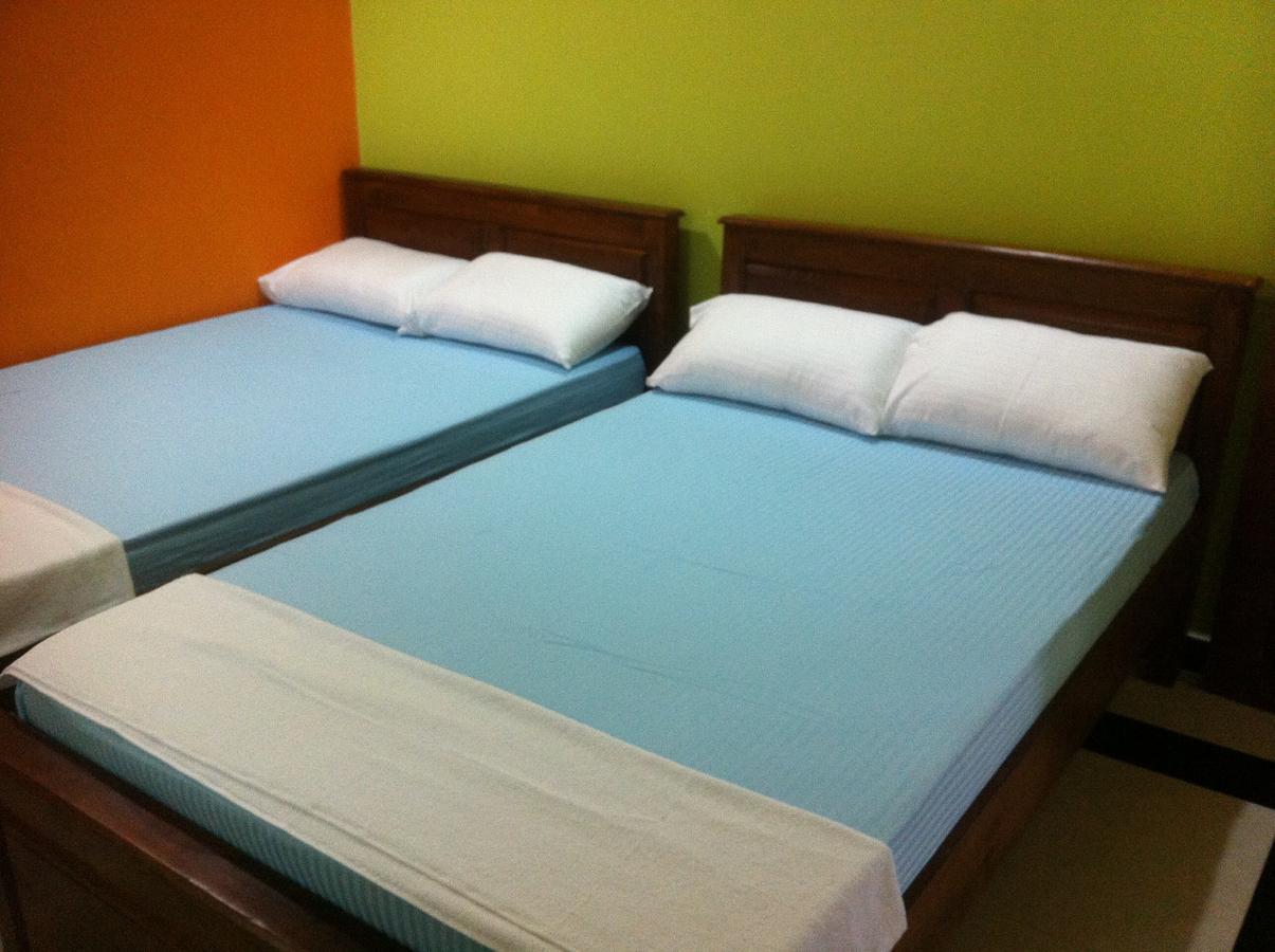 Bee Nest Bed & Breakfast 니곰보 외부 사진